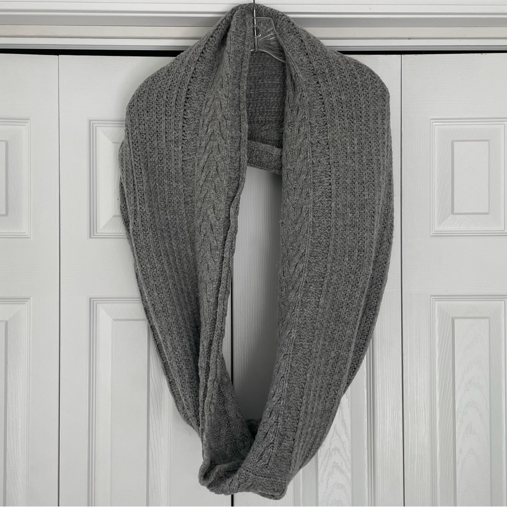 Grey Cable Knit Infinity Scarf